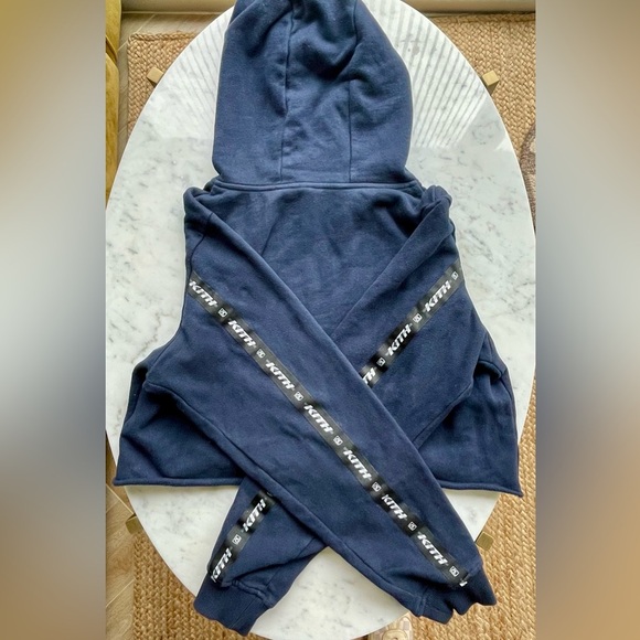Kith III Cropped cotton hoodie with branded sleeves, navy, S, EUC - Picture 1 of 12